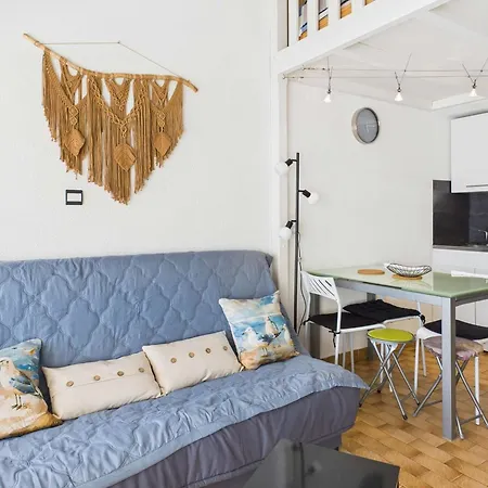 2 Pièces Proche Avec Parking à Grau D'agde - Fr-1-423-317